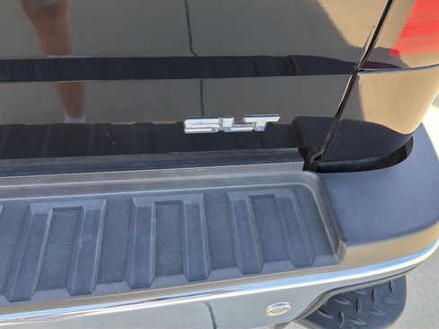 Used 2015 GMC Sierra 2500 SLT w/ Driver Alert Package image 31