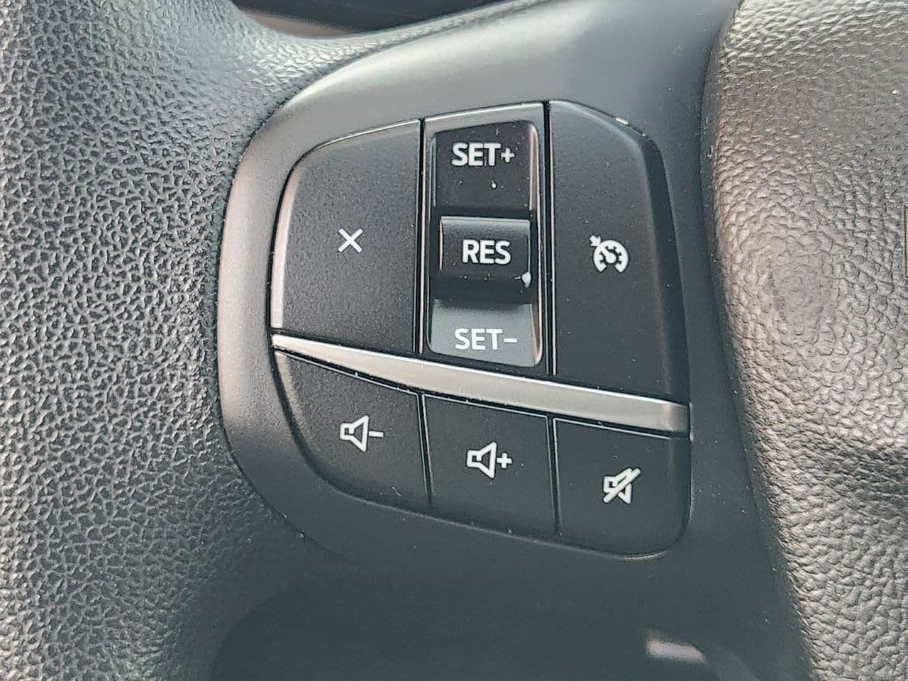 Used 2020 Ford Escape S FWD image 26