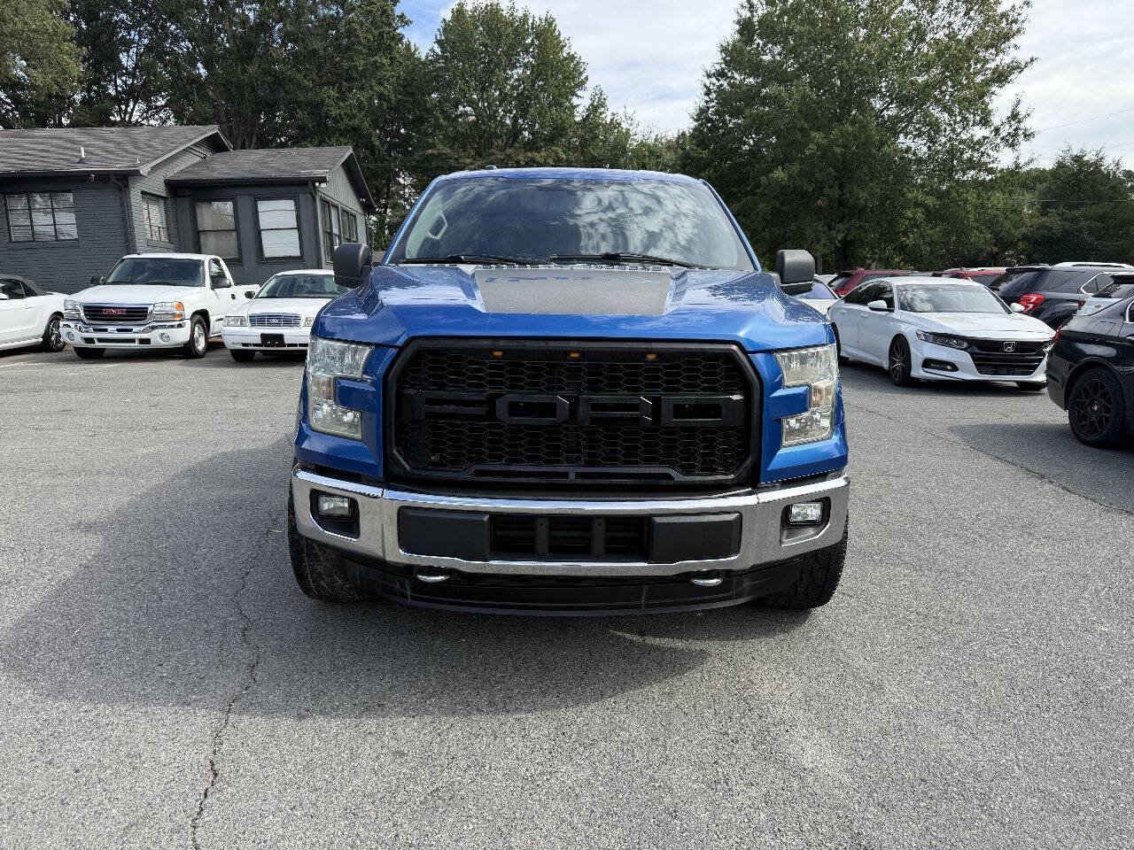 Used 2015 Ford F150 XLT w/ Equipment Group 302A Luxury AWD/4WD image 3