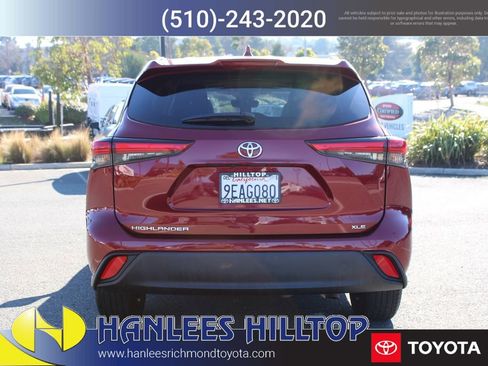 Used 2023 Toyota Highlander XLE image 7