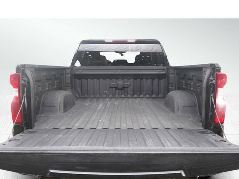 Used 2021 Chevrolet Silverado 1500 Custom image 18