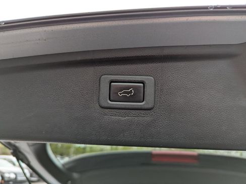 Used 2019 Subaru Outback 3.6R Limited AWD/4WD image 44