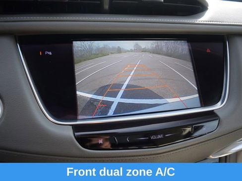 Used 2017 Cadillac XT5 Luxury w/ Driver Awareness Package FWD image 9