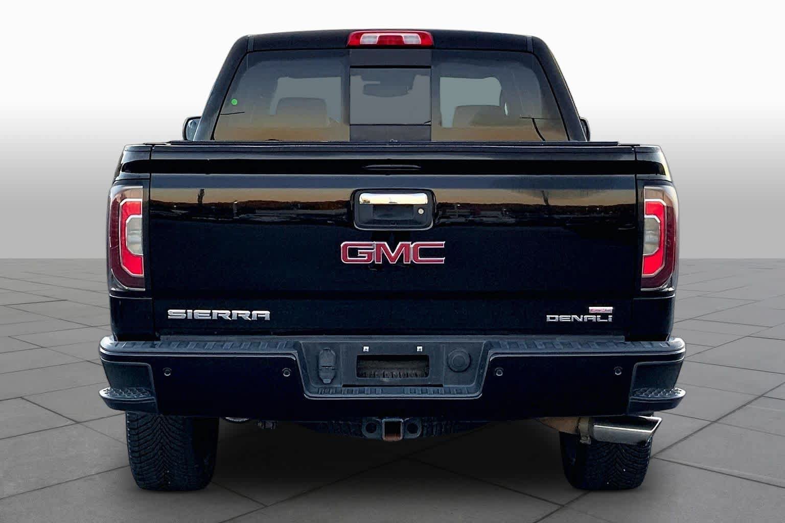 Used 2018 GMC Sierra 1500 Denali w/ Denali Ultimate Package AWD/4WD image 5