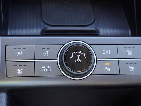 Used 2024 Hyundai Kona Limited image 30