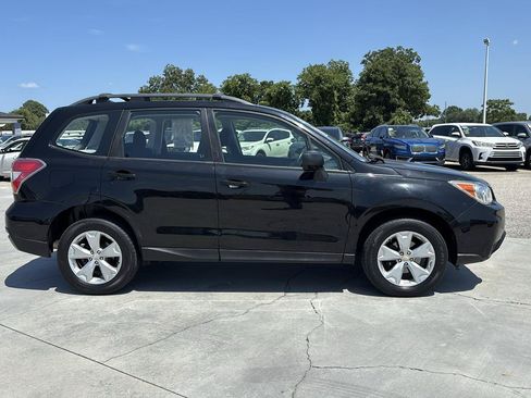 Used 2016 Subaru Forester 2.5i w/ Alloy Wheel Package AWD/4WD image 3