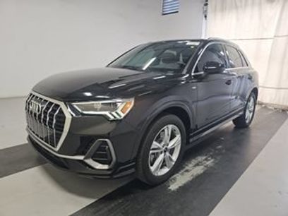 Used 2023 Audi Q3 2.0T Premium w/ Convenience Package