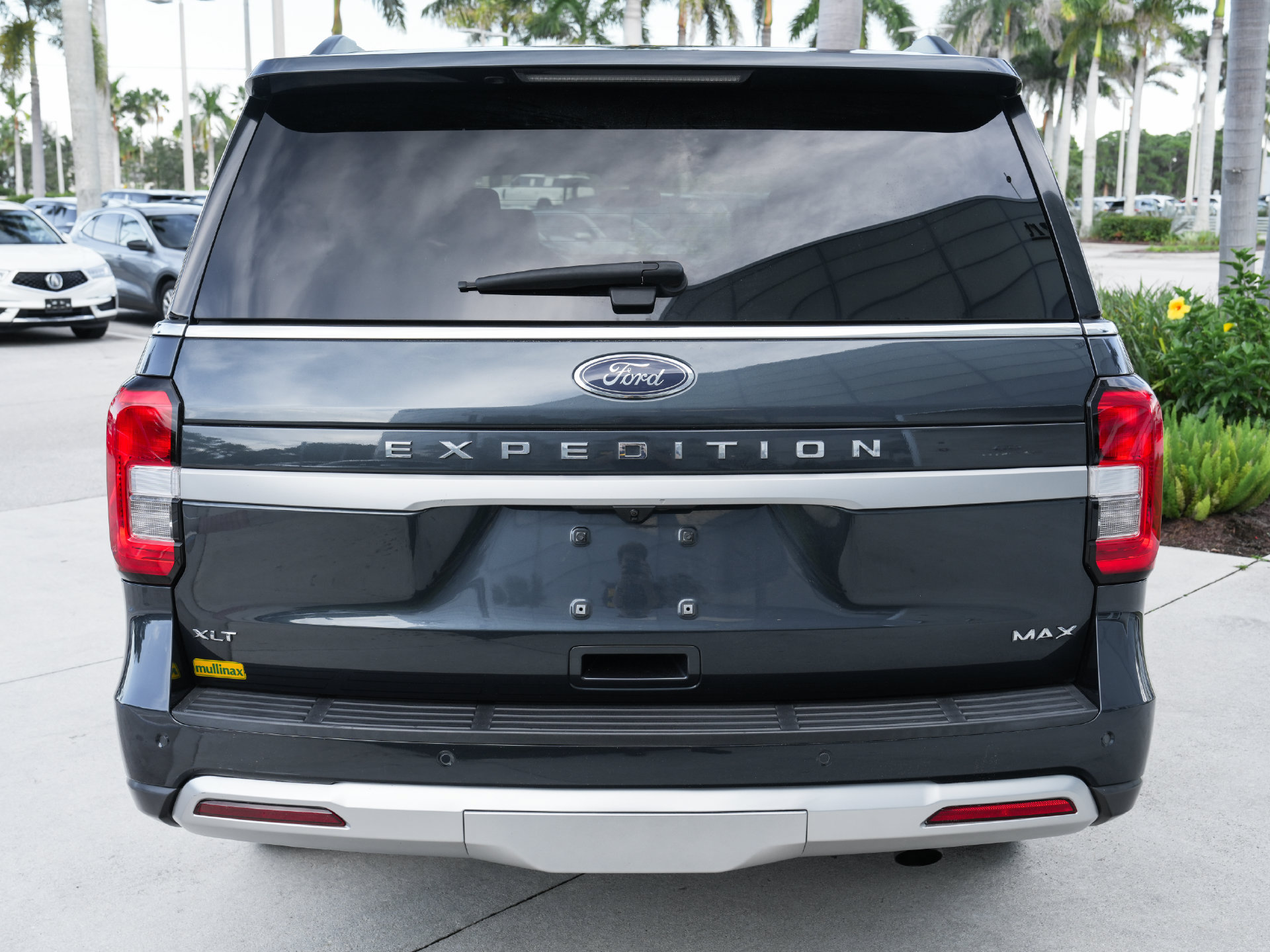 Used 2023 Ford Expedition Max XLT RWD image 9