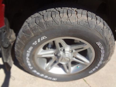 Used 2014 Toyota Tacoma PreRunner w/ SR5 Package image 17