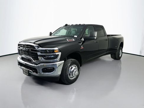 New 2026 RAM 3500 Tradesman AWD/4WD image 3