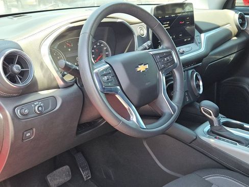 Used 2023 Chevrolet Blazer LT FWD image 10