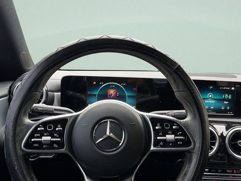 Used 2020 Mercedes-Benz CLA 250 image 12