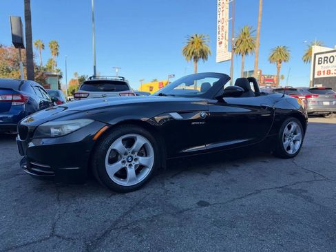 Used 2009 BMW Z4 sDrive30i image 9