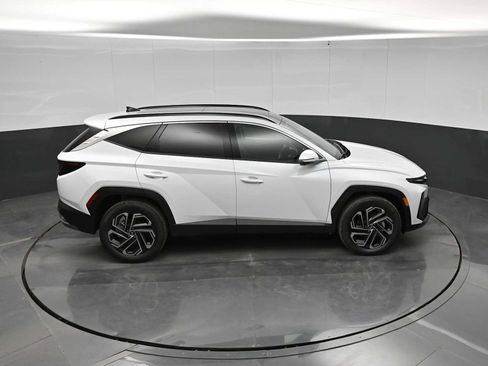 New 2026 Hyundai Tucson Limited AWD/4WD image 30