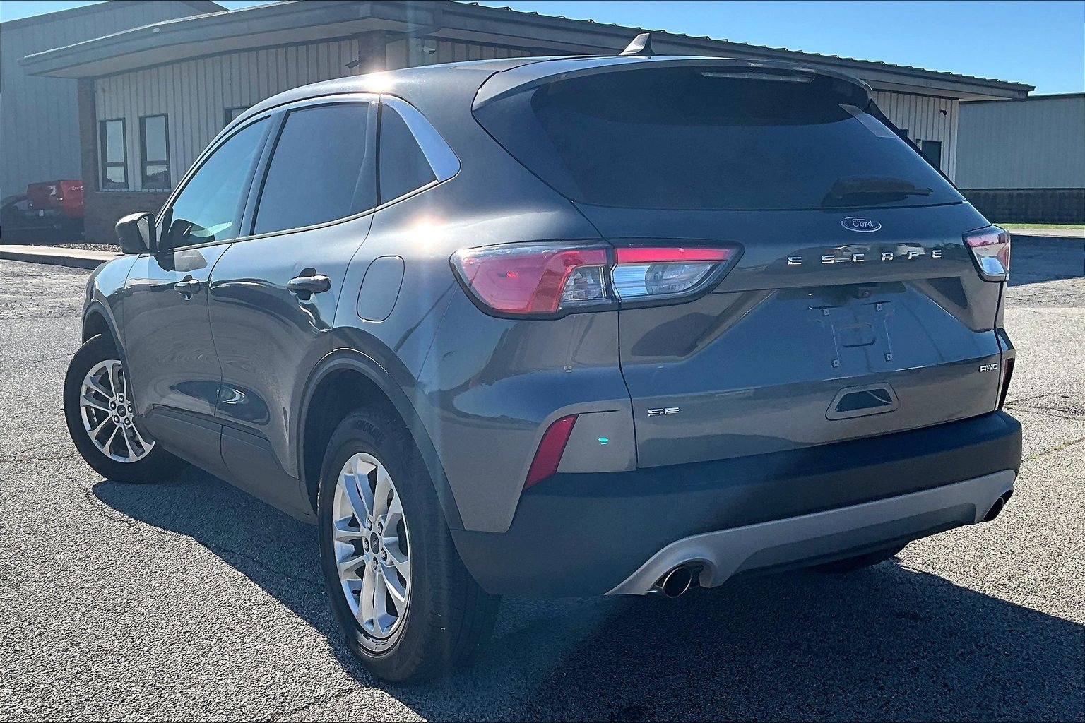 Used 2022 Ford Escape SE w/ Convenience Package AWD/4WD image 6