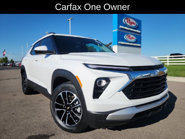 Used 2025 Chevrolet TrailBlazer LT AWD/4WD image 14