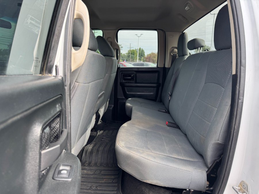 Used 2018 RAM 1500 Express w/ Express Value Package AWD/4WD image 16