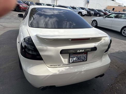 Used 2006 Pontiac Grand Prix GXP w/ Sun And Sound Package image 5