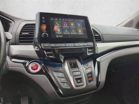 Used 2023 Honda Odyssey Touring image 14