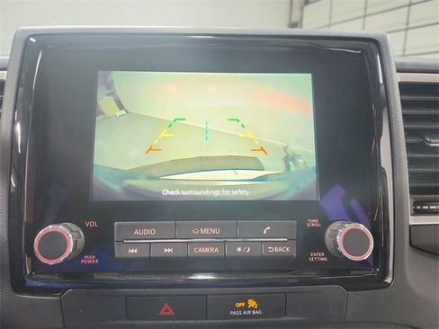 Used 2022 Nissan Frontier SV image 27