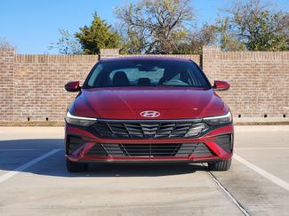 Used 2024 Hyundai Elantra SEL video 2