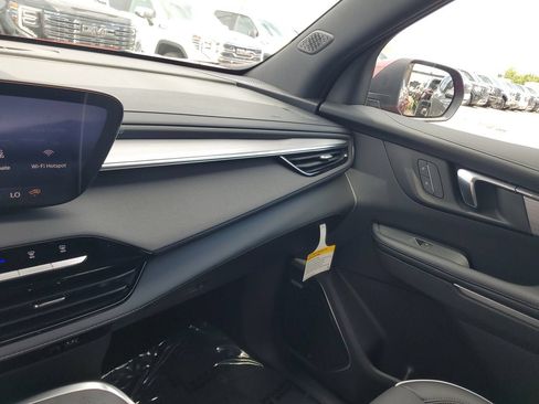 New 2026 Buick Enclave Preferred w/ Power Package FWD image 26