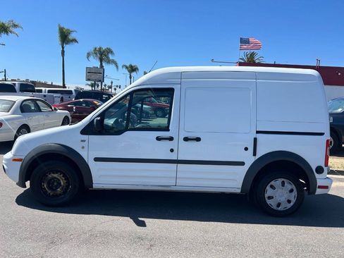 Used 2011 Ford Transit Connect XLT FWD image 4