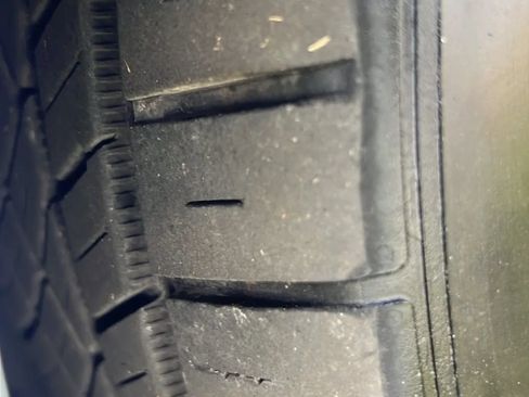 Used 2018 Genesis G80 3.3T Sport image 31