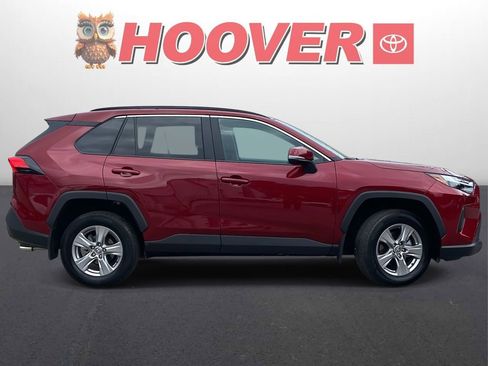 Used 2025 Toyota RAV4 XLE w/ Convenience Package image 2