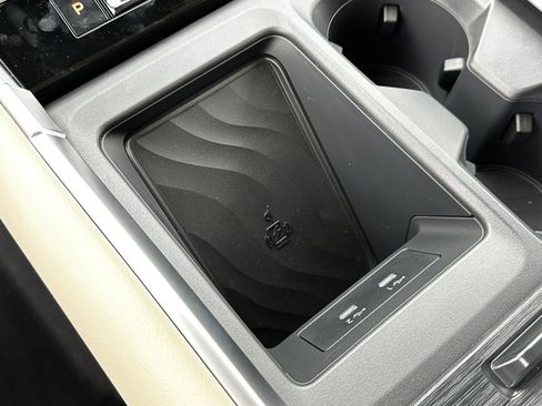 New 2026 Nissan Armada Platinum image 36