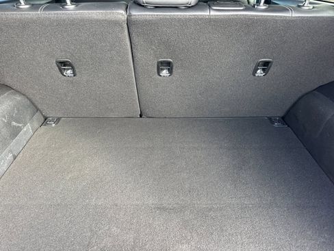 Used 2022 Kia Niro EX image 15