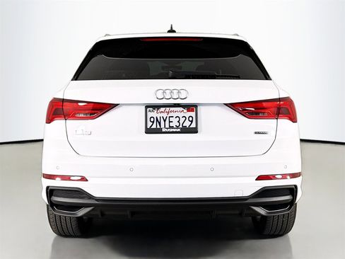 Certified 2024 Audi Q3 2.0T Premium Plus w/ Premium Plus Package image 6