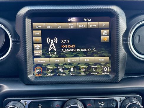 Used 2021 Jeep Wrangler Unlimited Sahara image 16