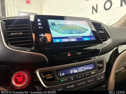 Used 2021 Honda Pilot Touring image 26