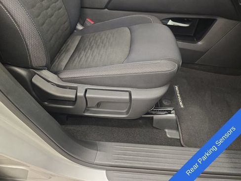 Used 2025 Nissan Pathfinder SV AWD/4WD image 10