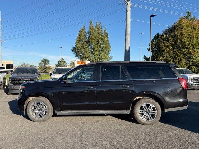 Used 2025 Ford Expedition Max Active AWD/4WD image 12