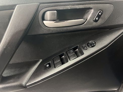 Used 2010 MAZDA MAZDA3 i Touring FWD image 15