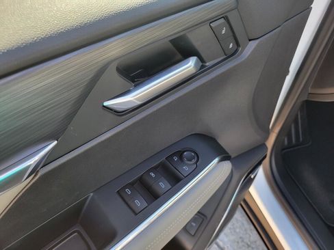 New 2026 GMC Acadia Elevation image 14