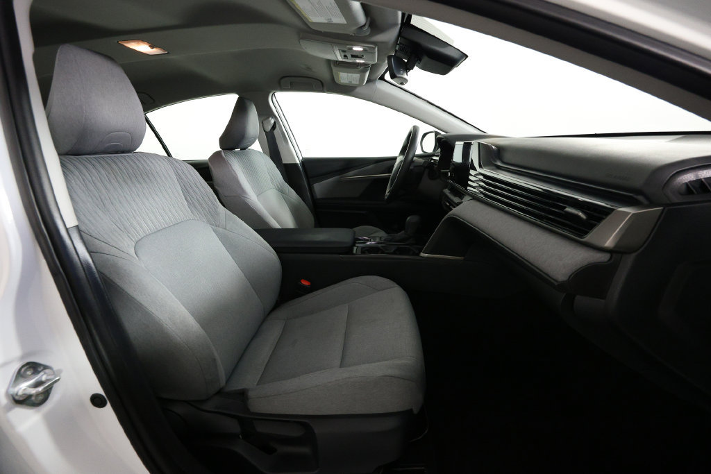 Used 2026 Toyota Camry LE w/ Convenience Package FWD image 10