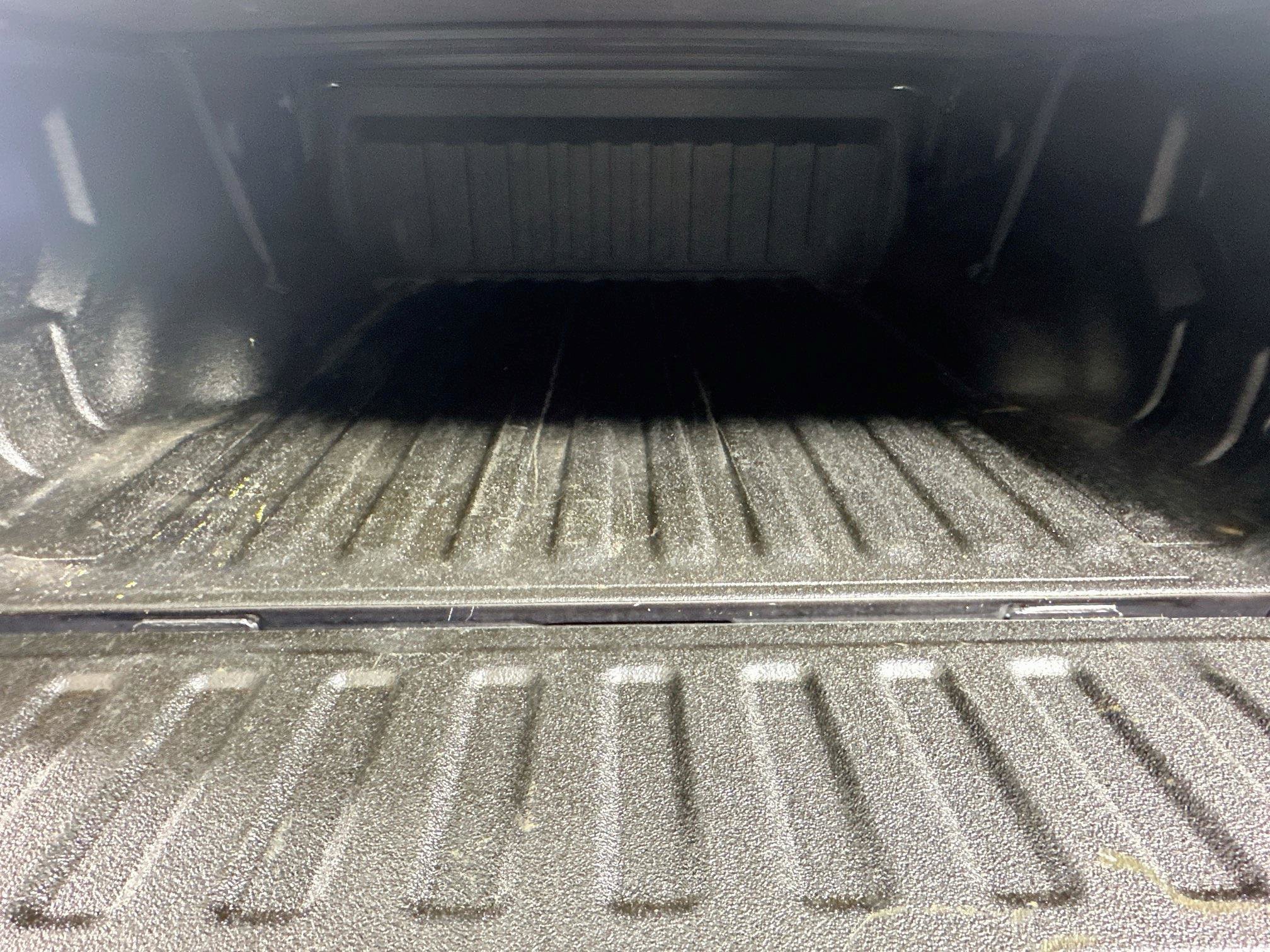 Used 2023 RAM 1500 Laramie AWD/4WD image 28