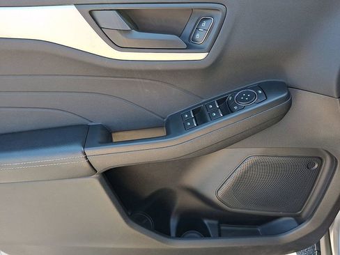 Certified 2022 Ford Escape SE AWD/4WD image 11