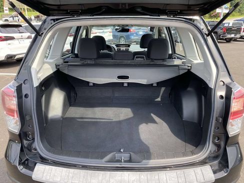 Used 2018 Subaru Forester 2.5i w/ Alloy Wheel Package AWD/4WD image 11