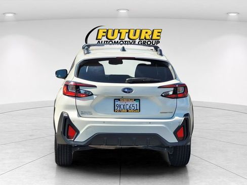 Used 2024 Subaru Crosstrek 2.5i Limited AWD/4WD image 8