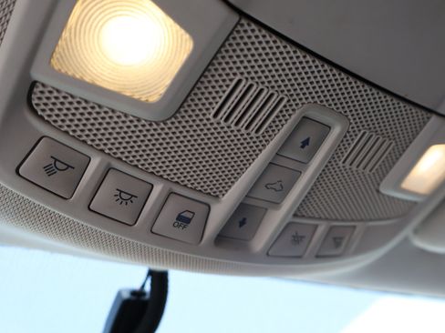 Used 2014 Ford Fusion SE w/ Equipment Group 202A FWD image 34