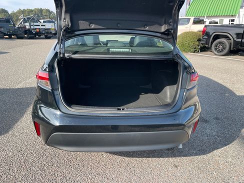 Used 2023 Toyota Corolla LE image 23