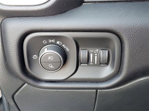 Used 2021 RAM 3500 Laramie image 22