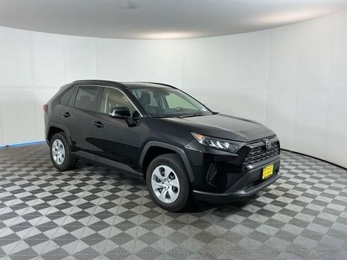 Used 2019 Toyota RAV4 LE w/ All Weather Liner Package AWD/4WD image 3