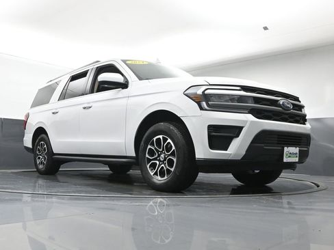 Used 2024 Ford Expedition Max XLT image 26