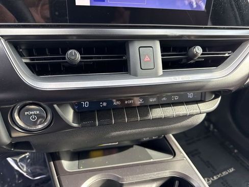 Certified 2024 Lexus UX 250h 250h image 19