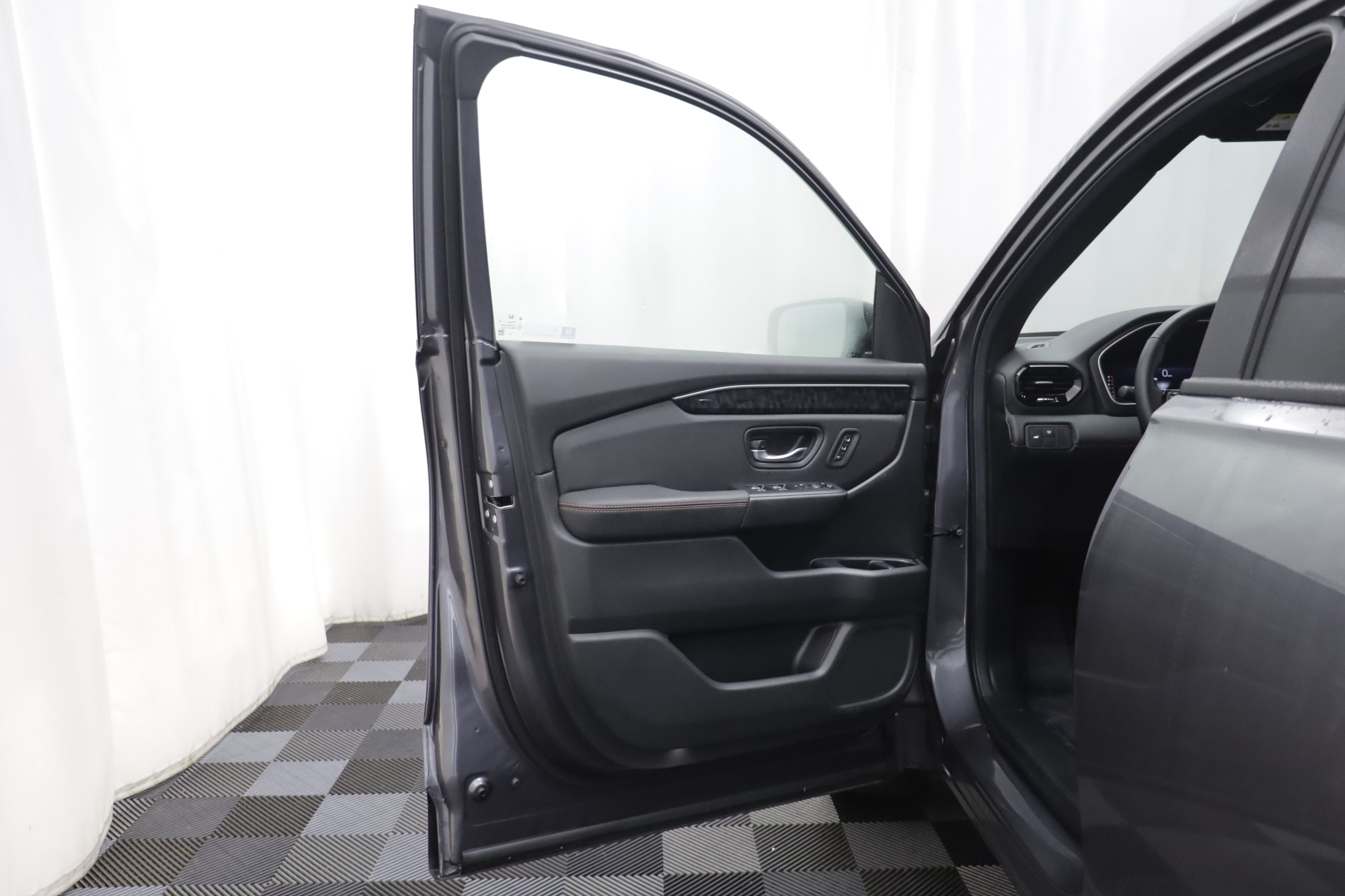Used 2026 Honda Passport TrailSport Elite image 4
